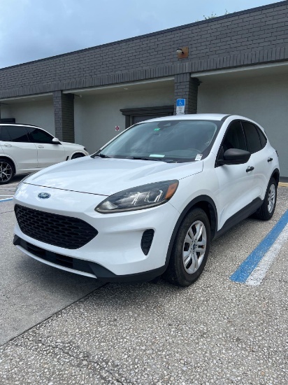 2020 FORD ESCAPE , RUNS & DRIVES