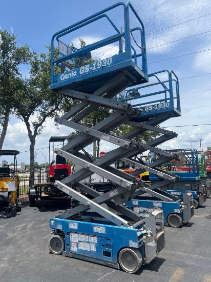GENIE SCISSOR LIFT MODEL GS1930, ELECTRIC, APPROX MAX PLATFORM HEIGHT 19FT, BUILT IN BATTERY CHAR...