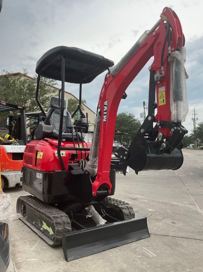 UNUSED 2025 MIVA EXCAVATOR MODEL VC20K ,RUBBER TRACKS, BUCKET WITH TEETH & THUMB ATTACHMENT, PUSH