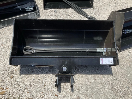 ( 1 ) 2025 UNUSED VICSEC TITLING BUCKET ATTACHMENT FOR EXCAVATOR, APPROX 32in, FITS 1-3TON EXCAVA...