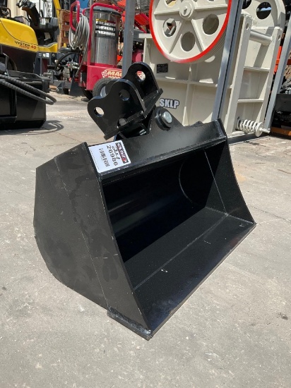 ( 1 ) 2025 UNUSED VICSEC TITLING BUCKET ATTACHMENT FOR EXCAVATOR, APPROX 24in, FITS 1-3TON EXCAVA...