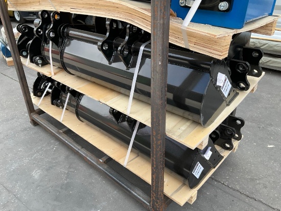 UNUSED 2025 VICSEC MINI EXCAVATOR ATTACHMENT SET WHICH INCLUDES ( 1 ) BUCKET WITH TEETH / ( 1 )
