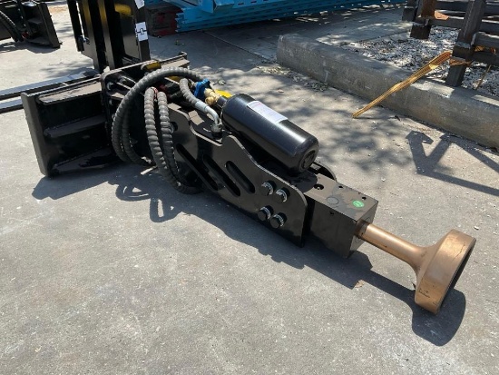 ( 1 ) UNUSED 2025 GIYI PILE HAMMER MODEL GY-D45, APPROX TOTAL LENGTH 50in, TOOL BOX INCLUDED