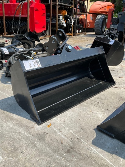 ( 1 ) 2025 UNUSED VICSEC TITLING BUCKET ATTACHMENT FOR EXCAVATOR, APPROX 32in, FITS 1-3TON EXCAVA...