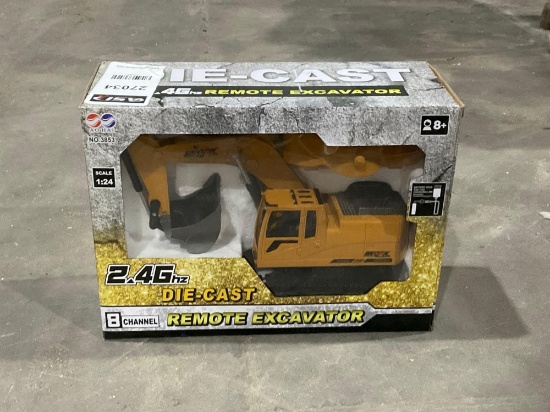 UNUSED DIE-CAST 2.4G HZ 8CHANNEL REMOTE TOY EXCAVATOR