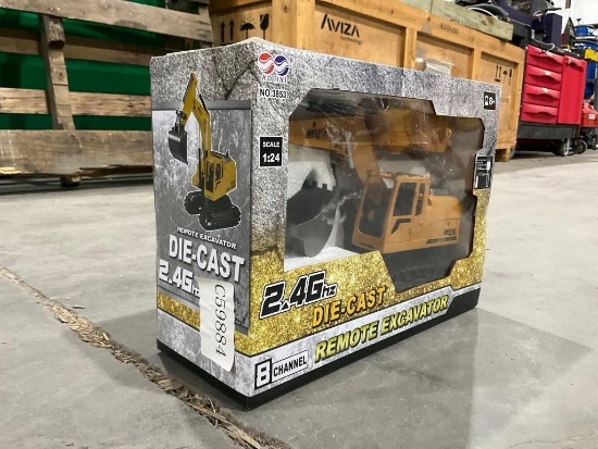 UNUSED DIE-CAST 2.4G HZ 8CHANNEL REMOTE TOY EXCAVATOR