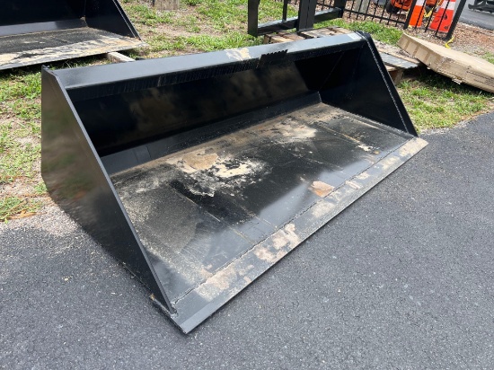 UNUSED 72" SKID STEERBUCKET ATTACHMENT