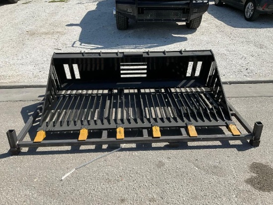 UNUSED 2025 GIYI ROCK BUCKET ATTACHMENT MODEL GY-RB66C FOR UNIVERSAL SKID STEER , APPROX WORKING