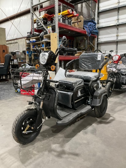 UNUSED 2025 SDLOOL 3WHEEL CART MODEL SL-D3, ELECTRIC, LED SMART OPERATION SCREEN, BATTERY CHARGER