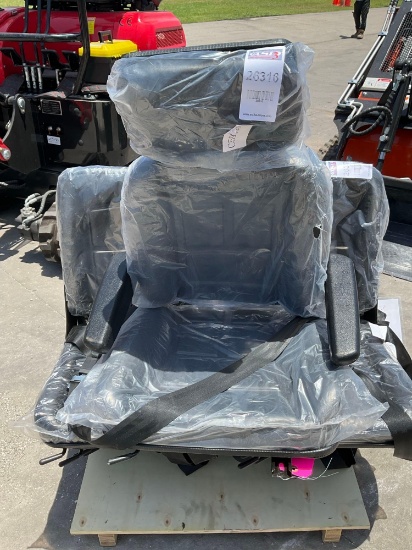 ( 1 ) UNUSED EQUIPMENT SEAT W/ ARM REST