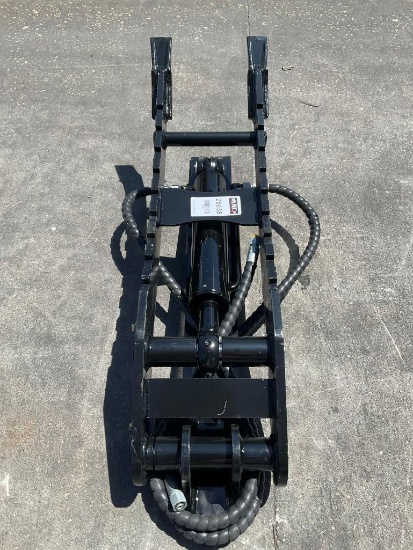 ( 1 ) UNUSED 2025 GIYI3T HYDRAULIC THUMB CLAMP FOR EXCAVATOR, FITS CAT 3TON EXCAVATOR(PLEASE NOTE S