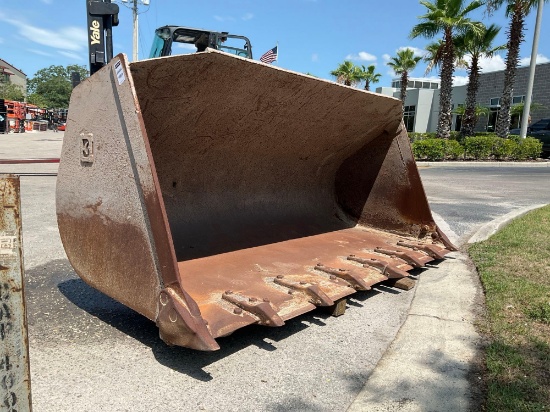 LOADER BUCKET, APPROX 114in W