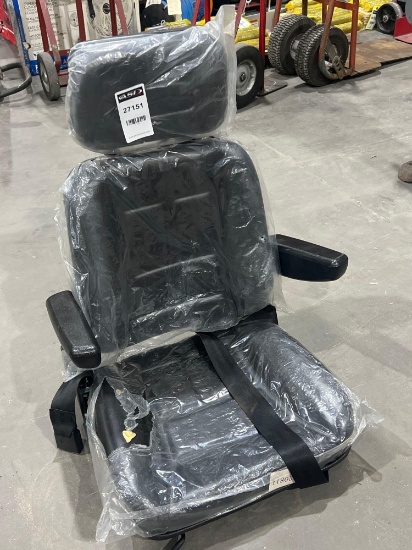UNUSED EQUIPMENT SEAT W/ ARM REST