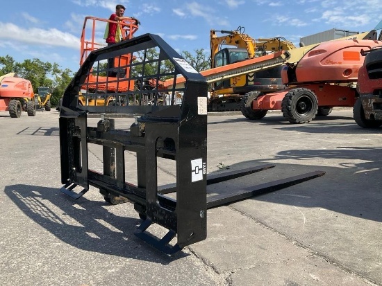 UNUSED 2025 GIYI FORK ATTACHMENT FOR SKID STEER , FORKS APPROX 60in LONG(PLEASE NOTE STOCK PHOTOS...