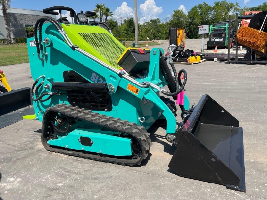 UNUSED 2025 SDLOOL SKID STEER LOADER MODEL SL36CJ, GAS POWERED, ELECTRIC START, RUBBER TRACKS,TOOL