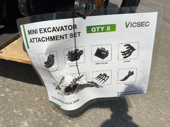 UNUSED 2025 VICSEC MINI EXCAVATOR ATTACHMENT SET WHICH INCLUDES ( 1 ) BUCKET WITH TEETH / ( 1 )