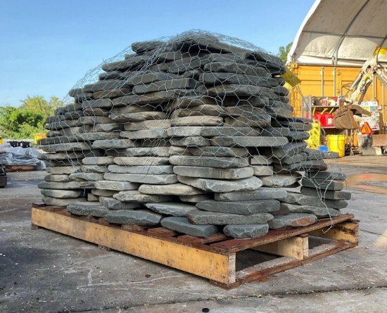 ( 1 ) Pallet Of Natural Landscaping Stone