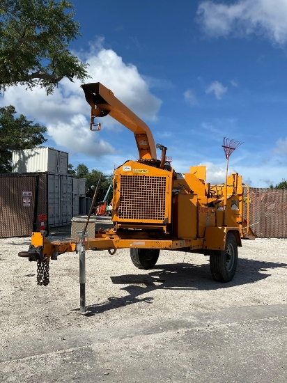 2016 Bandit Industries Towable Disc Style Wood Chipper Model 200uc; Gas Engine;