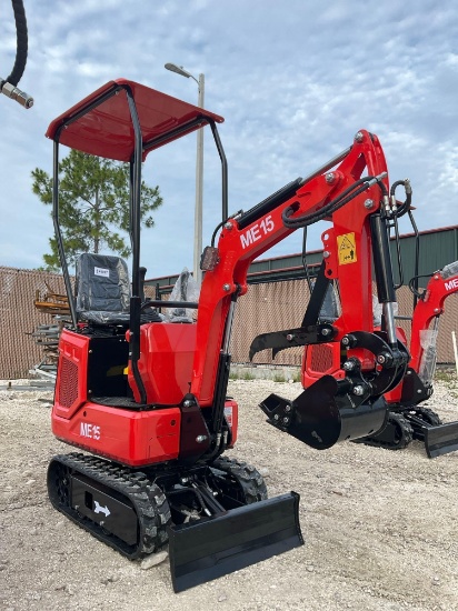 Unused 2026 Ride On Excavator Model Me15; Gas Powered; Rubber Tracks, Bucket With Teeth & Thumb