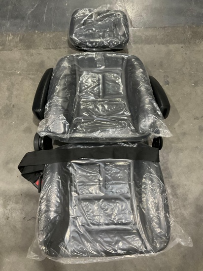 ( 1 ) Unused Equipment Seat W Arm And Head Rest