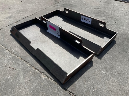 ( 2 ) Mini Skid Steer Mount Plate; Approx 24 In