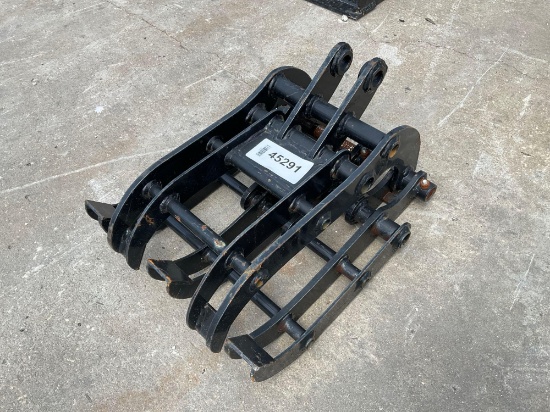 ( 1 ) Unused Mini Grapple Attachment For Mini Excavator
