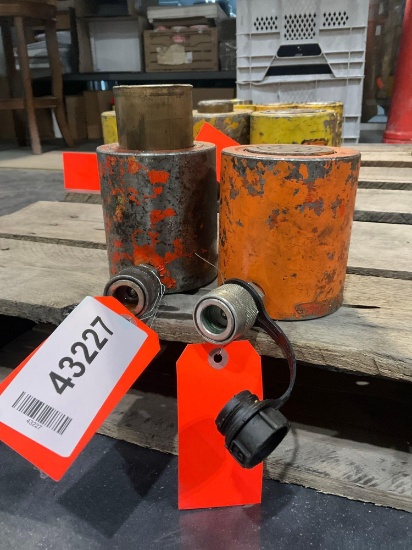 ( 2 ) Hydraulic Cylinders