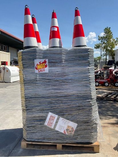UNUSED REFLECTIVE SAFETY TRAFFIC CONES TYPE TSC, APPROX 250PCS, APPROX 28in T EACH