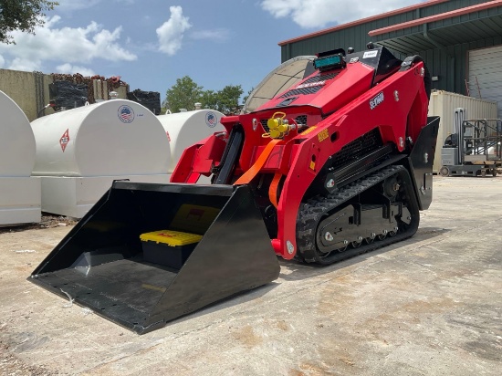 UNUSED 2026 SDLOOL STAND ON SKID STEER LOADER MODEL V1000, KUBOTA DIESEL,ELECTRIC START, RUBBER T...