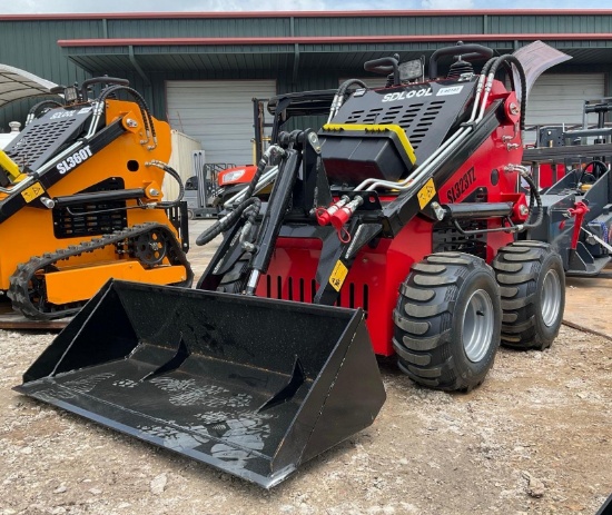 Unused 2026 Sdlool Stand On Skid Steer Loader Model 323tz, Gas Powered, Electric Start; Approx Ra...