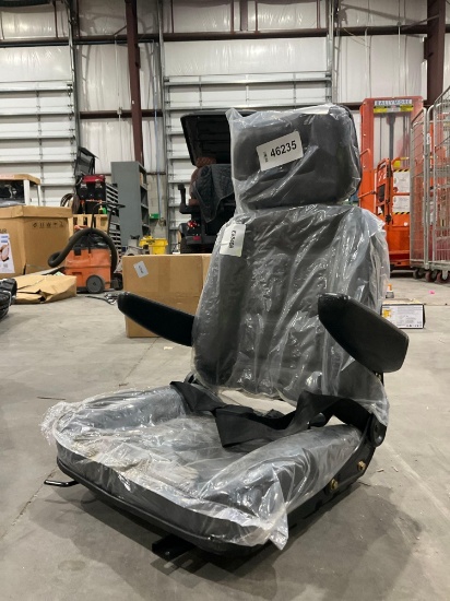 ( 1 ) Unused Equipment Seat W Arm And Head Rest