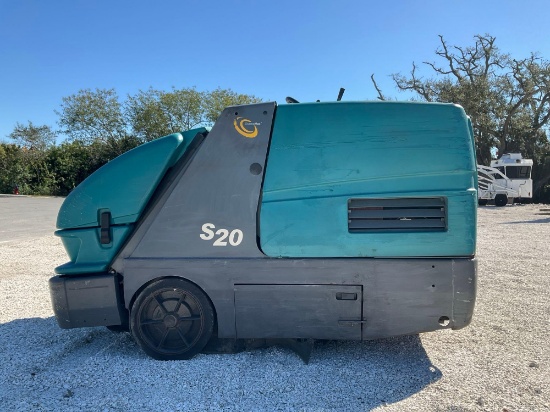 Tennant Ride On Floor Sweeper Model S20, With Charger, Dead Battery