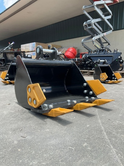 UNUSED MINI BUCKET WITH TEETH ATTACHMENT FOR MINI EXCAVATOR, APPROX 16in