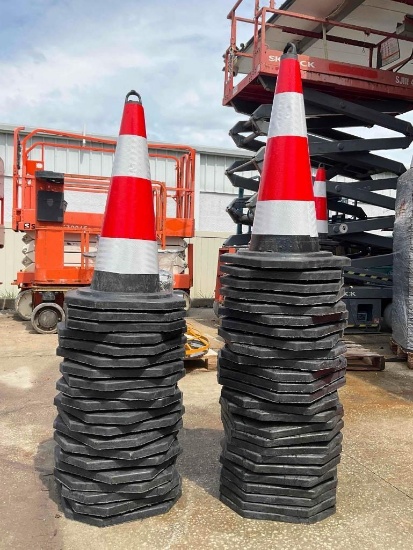 UNUSED REFLECTIVE SAFETY TRAFFIC CONES TYPE TSC, APPROX 25PCS TOTAL, APPROX 28in T EACH