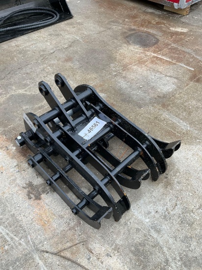 ( 1 ) Unused Mini Grapple Attachment For Mini Excavator