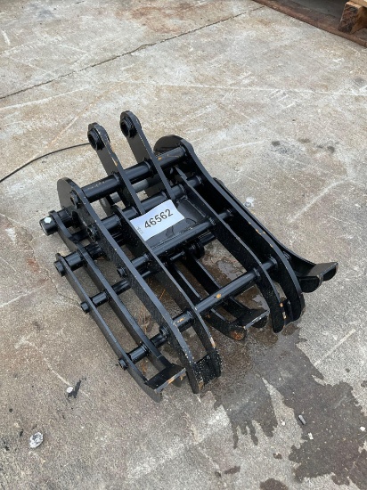 ( 1 ) Unused Mini Grapple Attachment For Mini Excavator