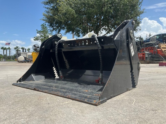 UNUSED 2025 GIYI 4-IN-1 BUCKET ATTACHMENT MODEL GY-XKH39F FOR SKID STEER, APPROX 39in