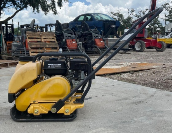 UNUSED MUSTANG LF-88D PLATE COMPACTOR WITH LONCIN 196cc ENGINE, GAS POWERED