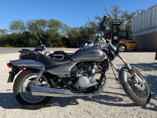2009 KAWASAKI BN125-A MOTORCYCLE,RUNS AND DRIVES WITH JUMP