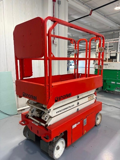 2016 SNORKEL SCISSOR LIFT MODEL S3219E ANSI , ELECTRIC, APPROX MAX PLATFORM HEIGHT 19FT, NON MARK...
