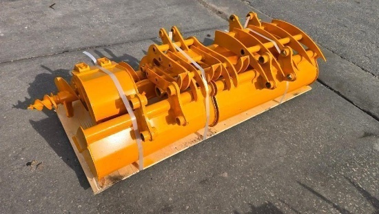 UNUSED 2026 CAT 301 EXCAVATOR ATTACHMENT SET WHICH INCLUDES ( 1 ) BUCKET WITH TEETH ( 1 ) QUICK H...