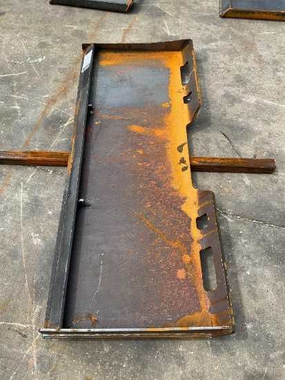 UNUSED 2026 WOLVERINE QMP2-16-12T UNIVERSAL QUICK ATTACH MOUNT PLATE, APPROX 45in W