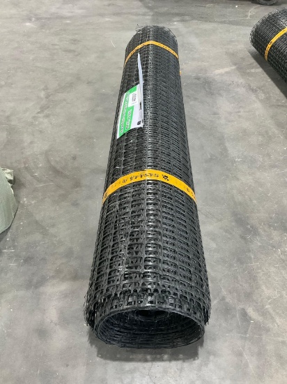 UNUSED PLASTIC MESH SAFETY FENCING ROLL; APPROX 5 FT X 164 FT L