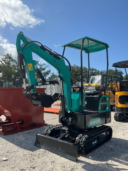 UNUSED 2026 CFG INDUSTRIAL MINI EXCAVATOR MODEL QH12R; GAS POWERED; RUBBER TRACKS, BUCKET WITH TE...
