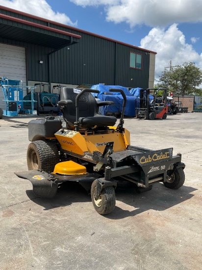 CUB CADET Z-FORCE ZERO-TURN RIDING LAWN MOWER MODEL 17AF3AGP010; KOHLER COURAGE PRO 23 GAS POWERED