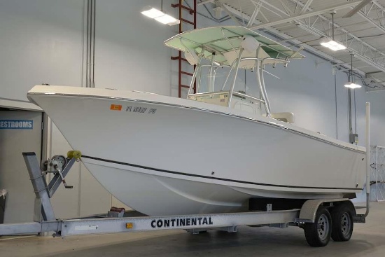 2014 SAILFISH 220 CC BOAT; YAMAHA F200XB FOUR-STROKE OUTBOARD, APPROX 200 HP, APPROX 556 HOURS; VDS