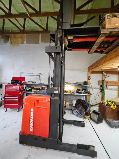 RAYMOND ORDER PICKER MODEL EASI-OPC30TT, ELECTRIC, APPROX MAX CAPACITY 3000, APPROX MAX HEIGHT 20...