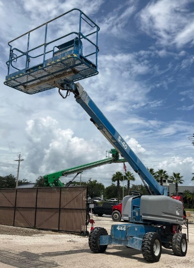 2014 GENIE BOOM LIFT MODEL S-40, DIESEL, 4x4, APPROX MAX PLATFORM HEIGHT 40FT, APPROX MAX HORIZON...