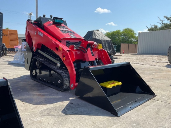 UNUSED 2026 SDLOOL STAND ON SKID STEER LOADER MODEL V1000, KUBOTA DIESEL,ELECTRIC START, RUBBER T...