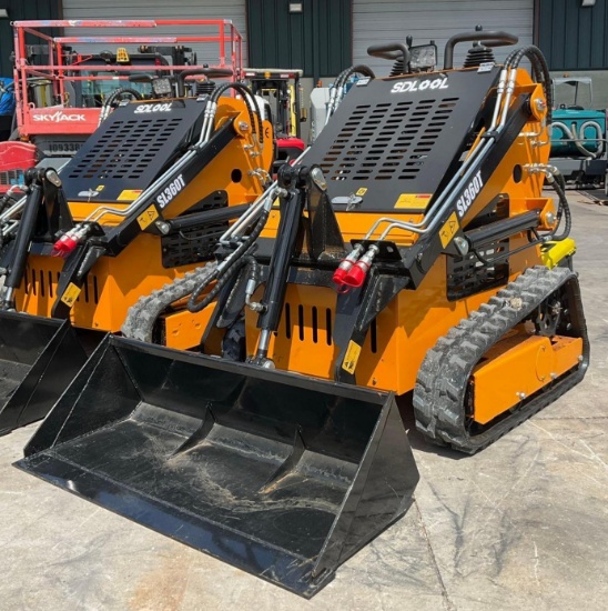 UNUSED 2026 SDLOOL STAND ON SKID STEER LOADER MODEL 360T, GAS POWERED, ELECTRIC START, RUBBER TRA...